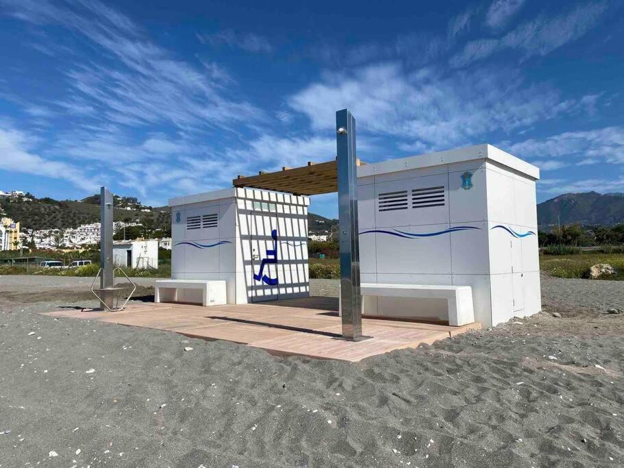 Apartamentos Rio Marinas 15 Playazo Beach 네르하 외부 사진